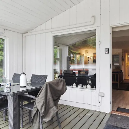 Gorgeous Home In Lokken With Sauna 度假居 *