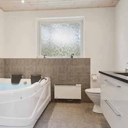 3 Bedroom Stunning In
